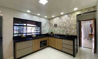 Imagem 4: AD §§ OPORTUNIDADE NESTE LINDA CASA ASSOBRADADA E ÓTIMA LOCALIZAÇÃO