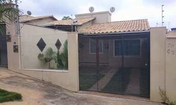 Imagem: Casa a venda com área gourmet pronta!