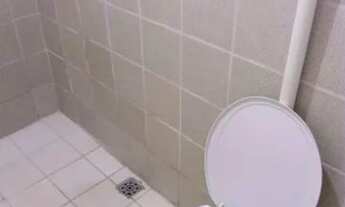 Imagem 5: Alugo casa com garagem coberta, 2 quartos não paga água