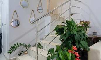 Imagem 4: Sobrado próximo à Rivage em rua tranquila e sem saída