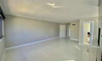 Imagem 3: No centro de Capão da Canoa! Ótima metragem e linda vista para o mar e serra! Edifício Nov