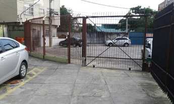 Imagem 2: Madureira (Turiaçú Rua sem saída) Aptº Sala grande 1Qt Coz Banh Área Garagem ac. depósito