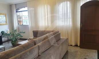 Imagem 2: Belissima casa com 3 dormitorios, mais uma suite, com 2 banheiros e 4 vagas de carro