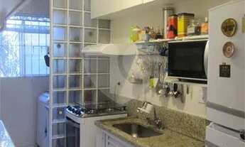 Imagem 7: Apartamento reformado em prédio com Lazer Campo Belo