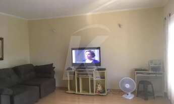 Imagem 2: Amplo sobrado com 3 suítes e 6 vagas