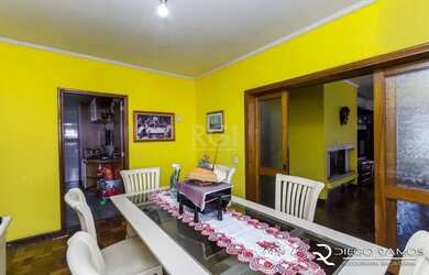 Imagem 4: Casa para Venda - 243m², 3 dormitórios, sendo 1 suites, 2 vagas - Jardim Lindóia