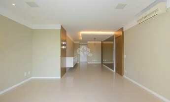 Imagem 2: Apartamento para venda possui 122 metros quadrados com 3 quartos em Centro - Florianópolis