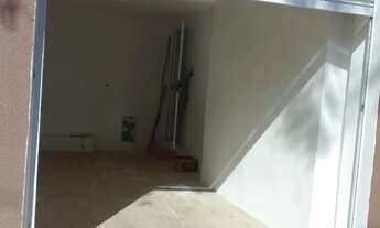 Imagem 2: Ponto comercial em calçada