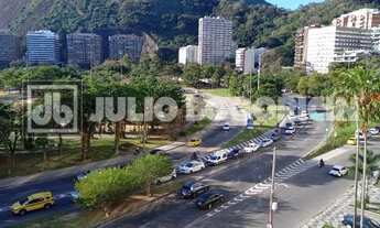 Imagem 5: Lagoa Frontal 5 quartos 367m2