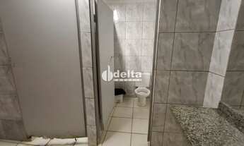 Imagem 2: Loja disponível para venda no bairro Presidente Roosevelt em Uberlândia-MG