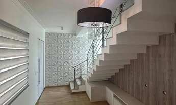 Imagem 3: Sobrado Alto Padrão com Energia Solar, Móveis Planejados e Acabamento Impecável Império do