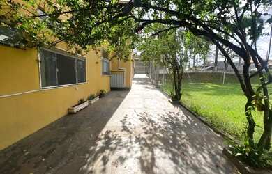 Imagem 3: Sobrado localizado em Chácara próximo ao aeroporto de londrina Terreno de - 4.940m2 - Área