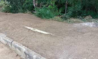 Imagem 4: A. Terreno em Campo Grande