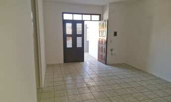 Imagem 2: APARTAMENTO 02 QUARTOS, 02 BANHEIROS, SALA, COZINHA, A SERVIÇO, VARANDA, 88 M2