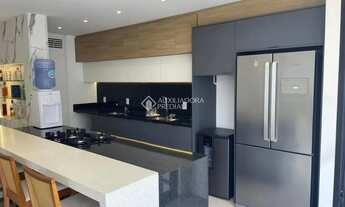 Imagem 2: Aluguel Anual, 03 suítes, mobiliado, Praia Brava, Itajaí-SC