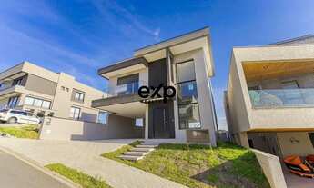 Imagem: Casa/Sobrado Triplex em Condomínio