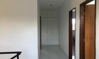 Imagem 2: Casa ampla para temporada com piscina, churrasqueira e conforto para até 15 pessoas