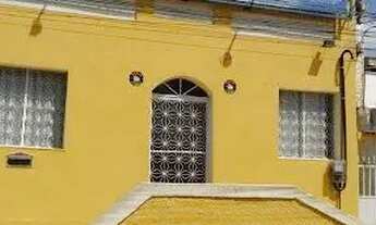 Imagem 7: Excelente imóvel em bairro residencial - com 3 casas - farto comércio e ônibus