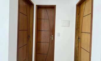 Imagem 2: Casa à Venda com Piscina e Área Gourmet em Condomínio Unamar, Cabo Frio R$200.000..