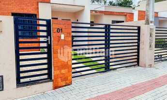 Imagem: CASA BAIXA SEMI MOBILIADA DE 3 QUARTOS COM