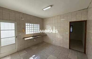 Imagem 4: Casa com 2 quartos, 1 suíte para alugar, 200 m² por R$ 1.800/mês - Núcleo Habitacional Mar