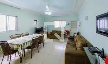 Imagem 3: Casa à Venda - Nova Suíssa, 4 Quartos, 156 m2