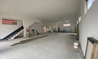 Imagem 6: Espaço comercial grande e bem localizado disponível para locação - Térreo