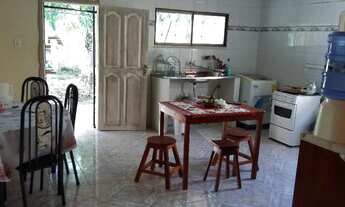 Imagem 3: Alugo casa mobiliada, em Tabatinga, com 3 suites, sendo 4 banheiros, ampla cozinha