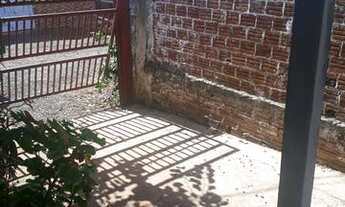 Imagem 5: Aluga se no bairro Santo Antônio rua Luiz 600 reais