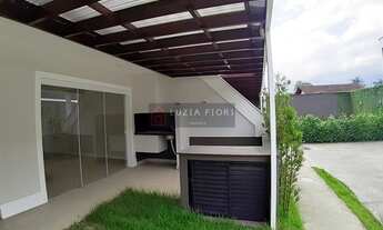 Imagem 3: Sobrado geminado à venda no bairro Saguaçu, Joinville/SC