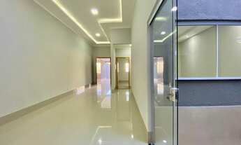 Imagem: Casa com piscina à venda