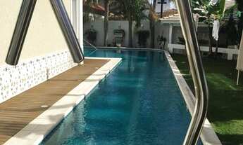 Imagem 4: Casa para venda tem 444 metros quadrados com 5 quartos em Jurerê Internacional