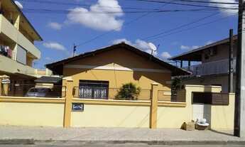 Imagem: Alugo casa com 2 quartos, sala e cozinha