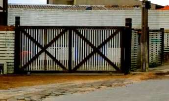 Imagem 4: Casa em Imbituba, localizada no bairro Ibiraquera, a 600 metros até a lagoa de Ibiraquera