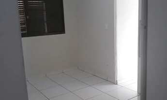 Imagem 3: Casa com suíte e closet