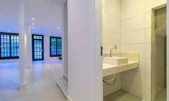 Imagem 7: CATETE, Rua do Catete, Casa de vila com 4 suítes, reformada, com planta de 234m² desenhada