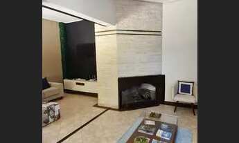 Imagem 5: Casa Alto Padrão em Cond. Fechado