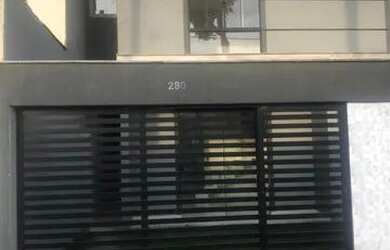 Imagem 3: Casa 3qtos c/suite, espaço gourmet c/ piscina, 2 vagas, fino acabamento design contemporân