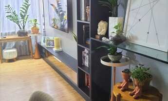 Imagem 2: Lindo Apartamento reformado com 63m2 junto a Praça de Casa Forte!