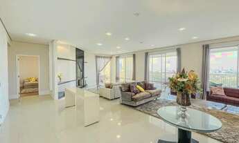 Imagem 6: Apartamento para aluguel e venda possui 351 metros quadrados com 4 quartos