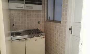 Imagem 2: Alugo kitnet mobiliado junto à Praça Coronel Pedro Osório