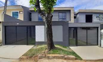 Imagem 2: Casa 3qtos c/suite, espaço gourmet c/ piscina, 2 vagas, fino acabamento design contemporân