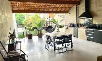 Imagem 2: Sobrado 3 dormitórios, 2 suítes , 2 vagas e quintal , confira !!