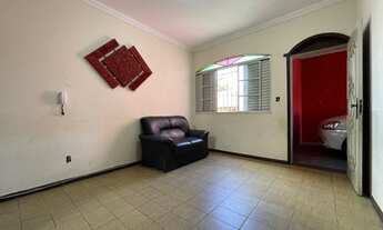 Imagem 5: Casa com 4 dormitórios à venda por R$ 860.000,00 - Vila Pérola - Contagem/MG