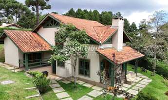Imagem 2: Casa Completa com Ampla Área de Terreno na Região do Imbiri - Campos do Jordão/SP
