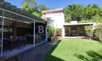 Imagem 3: Ampla casa contemporânea com jardim e 4 suítes à Vende na Ilha de Paquetá / Rio de Janeiro