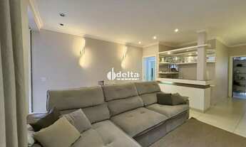 Imagem 5: Casa residencial com 3 quartos sendo 1 suíte, disponível para venda no bairro Santa Mônica