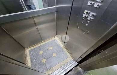 Imagem 5: Méier no coração do bairro, junto a estação de trem, hospital, sala comercial, portaria co