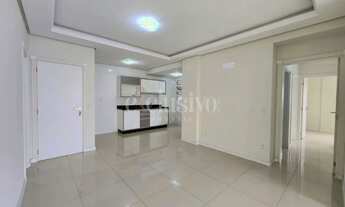 Imagem 4: Apartamento para Venda em Florianópolis, Estreito, 3 dormitórios, 1 suíte, 3 banheiros, 2