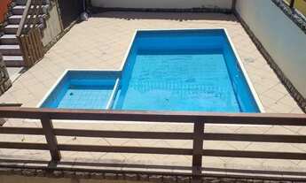Imagem 2: Casa no centro de Maricá com 345 m² com 7 quartos, piscina e churrasqueira